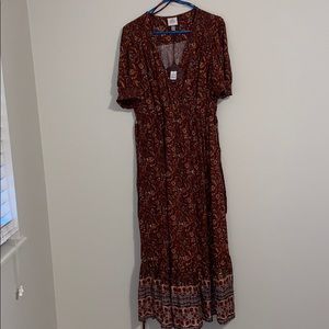 Dress never worn only tried on